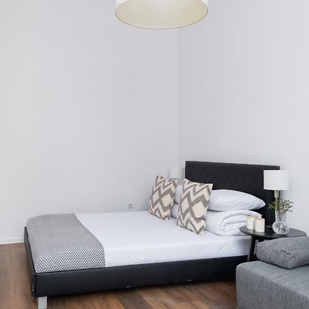 2-Bedroom Apartment - Dluga 65 Street Kraków Zewnętrze zdjęcie