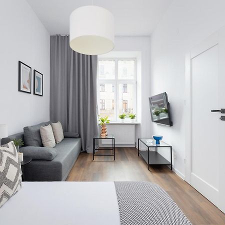 2-Bedroom Apartment - Dluga 65 Street Kraków Zewnętrze zdjęcie