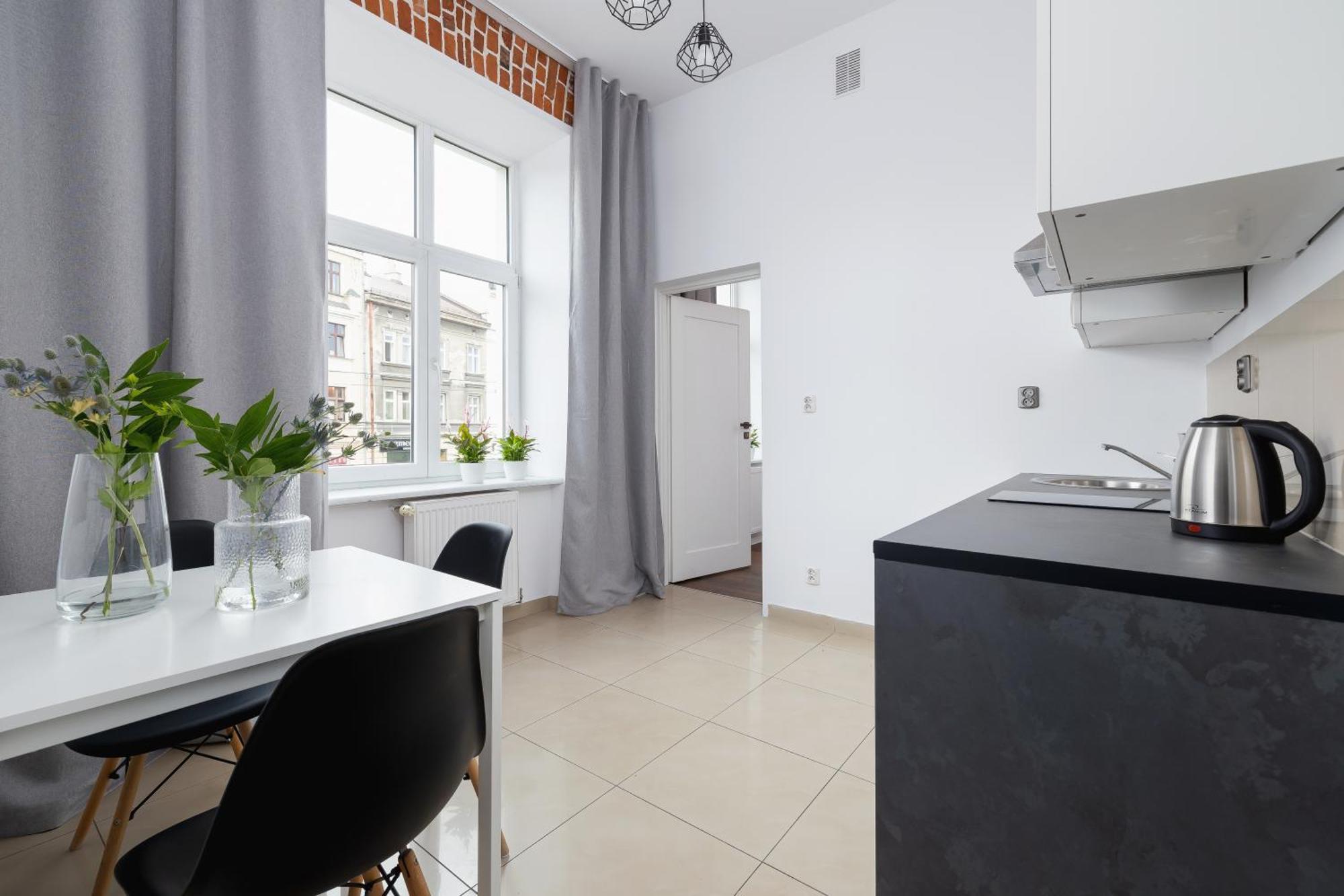 2-Bedroom Apartment - Dluga 65 Street Kraków Zewnętrze zdjęcie