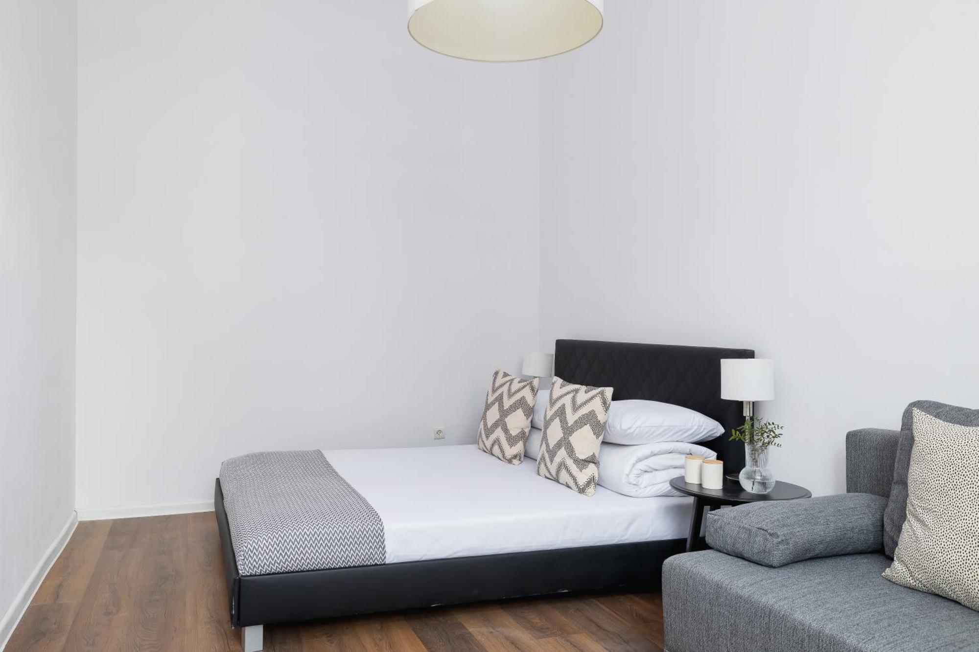 2-Bedroom Apartment - Dluga 65 Street Kraków Zewnętrze zdjęcie